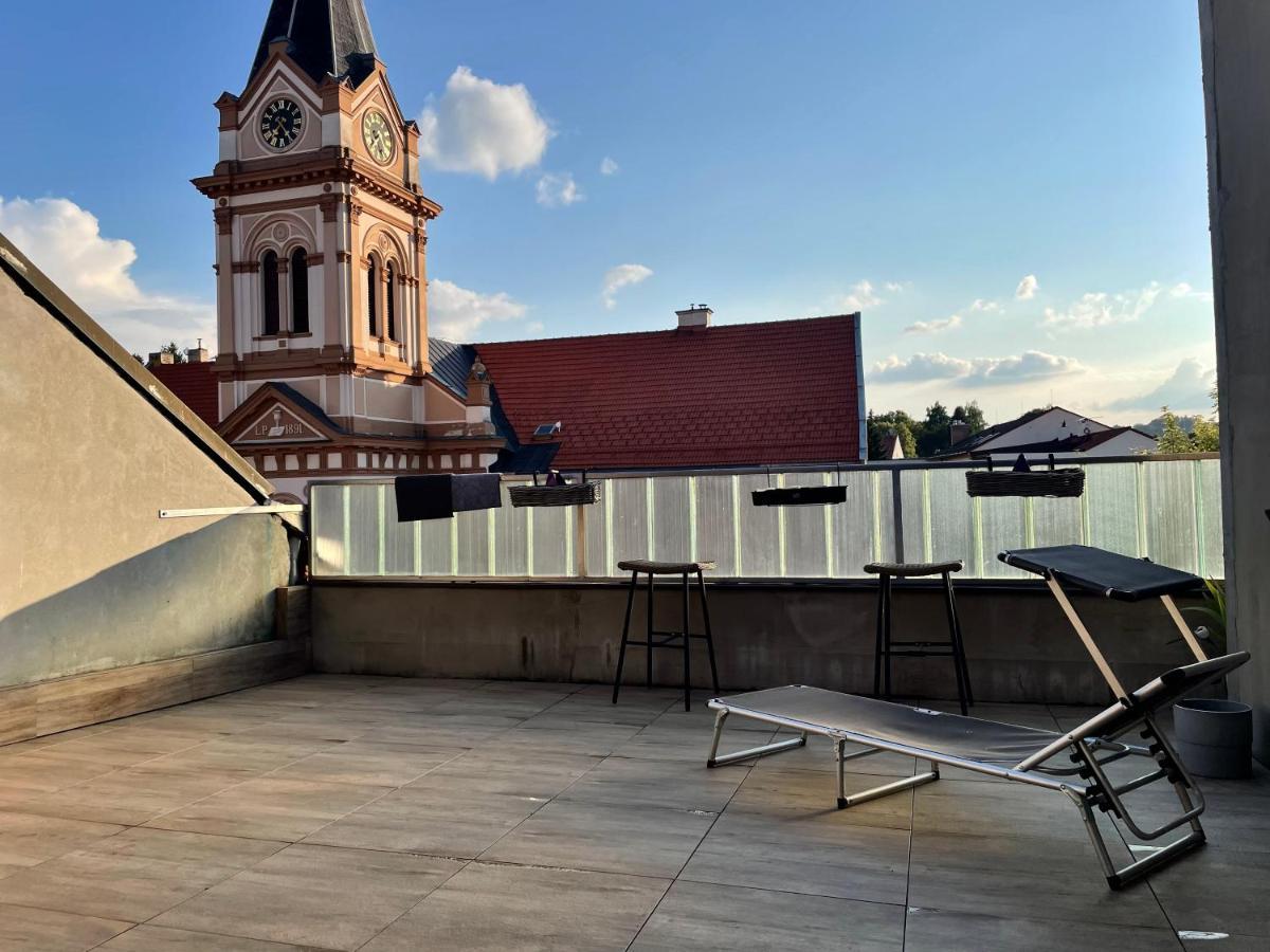 Apartman Az Pro 8 Osob Humpolec Exterior foto